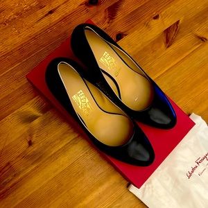 Salvatore Ferragamo Florence Italy black leather heels